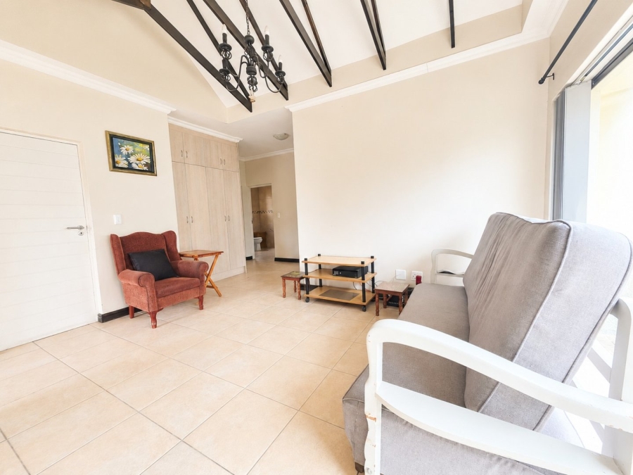 2 Bedroom Property for Sale in Blue Mountain Village Western Cape